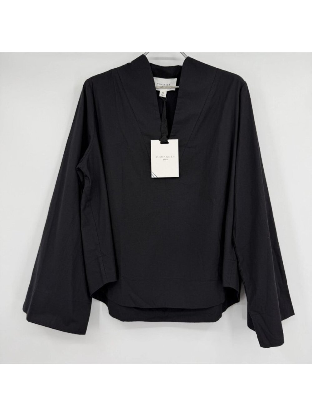 Pomander Place Tuckernuck Black Cotton Poplin Norella Blouse size M Bell Sleeve